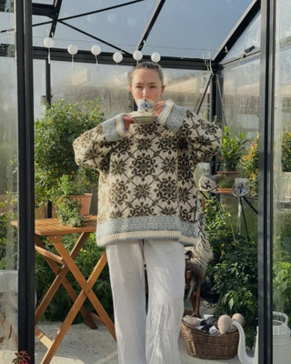 Dahlia | Natural White & Moss