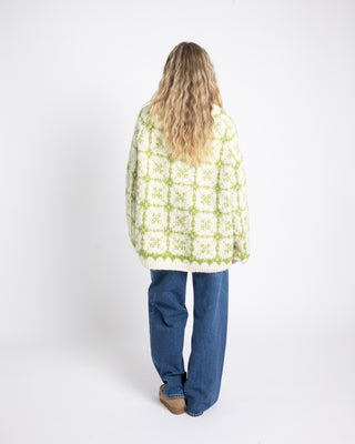 Eir | Natural White & Grass Green