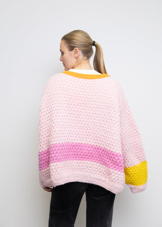 Fargegenser | HÅNDSTRIKKET GENSER