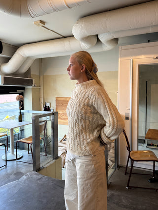 Lilje | Natural White