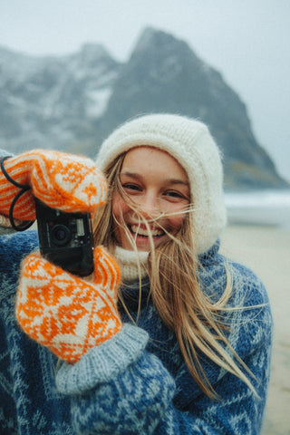 Moo Mittens | Natural White & Orange