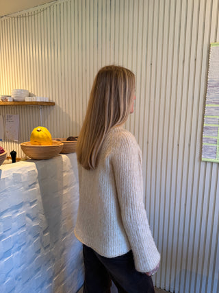 Pilar | Antikkgul & Naturhvit