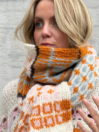 Varde Scarf | Powdered Pink & Saffron