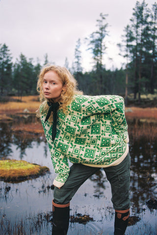 Skumring | Natural White & Apple Green