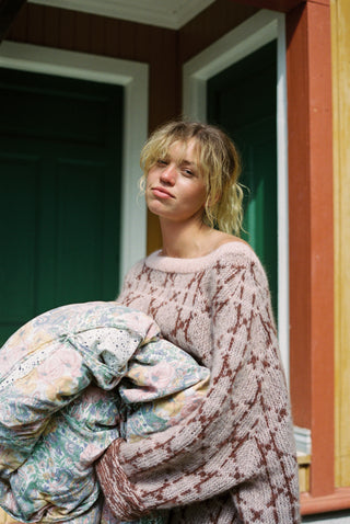 Timotei | Peony & Rust Red