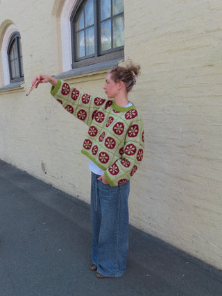 Tomatoes Going Off The Grid | Grønn & Kardinalrød