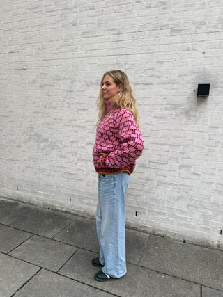 Varde Turtleneck | Pink & Cardinal Red