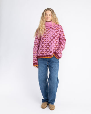 Varde Turtleneck | Pink & Cardinal Red