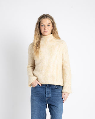 Pilar | Antique Yellow & White