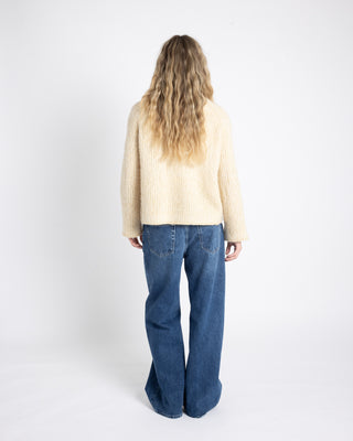Pilar | Antique Yellow & White