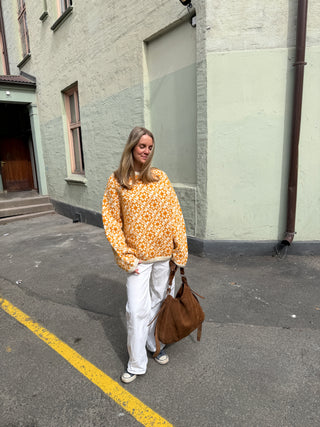 Tilia | Natural White & Ochre