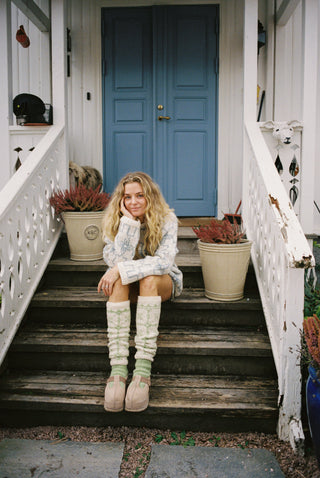 Eir Leg Warmers | Natural White & Pastel Green