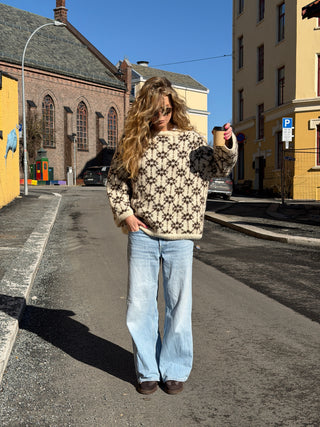 Flora | Natural White & Mocca