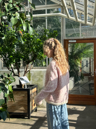 Tilia | Natural White & Powdered Pink