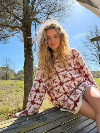 Eir | Natural White & Cardinal Red